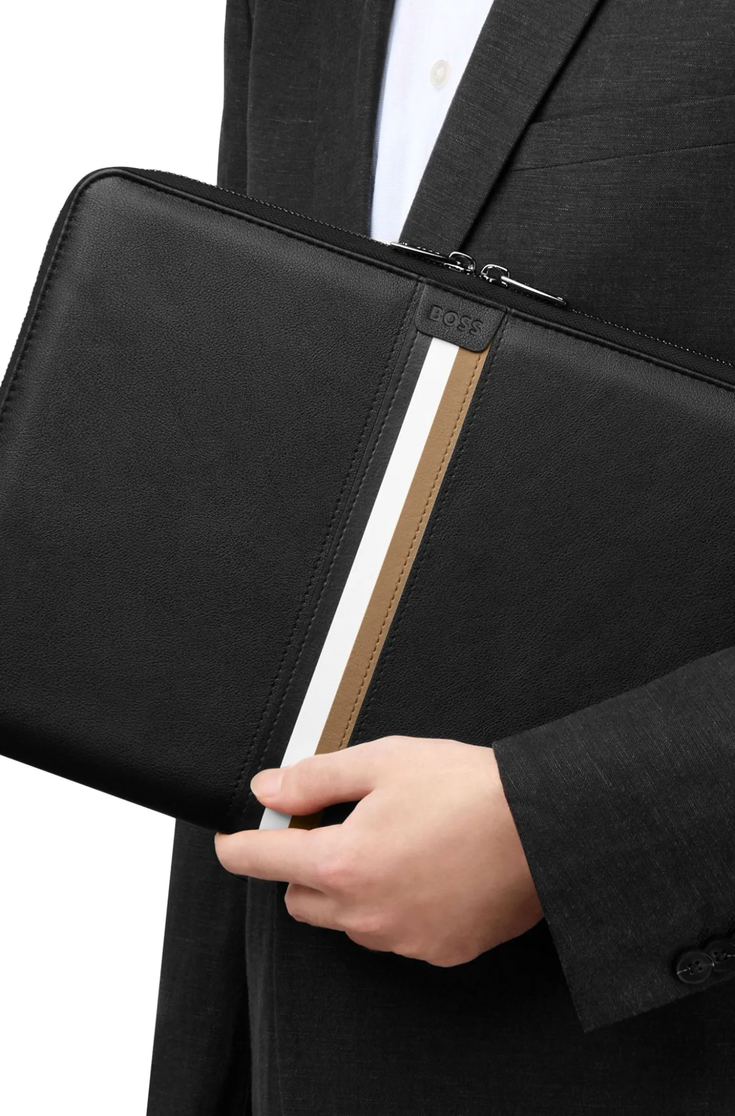A4 conference folder in faux leather with signature stripe