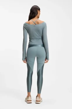 Active burnout-fabric top with shiny underlayer
