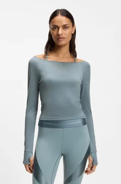 Active burnout-fabric top with shiny underlayer