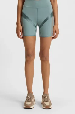 Active high-waisted cycling shorts with mesh inserts