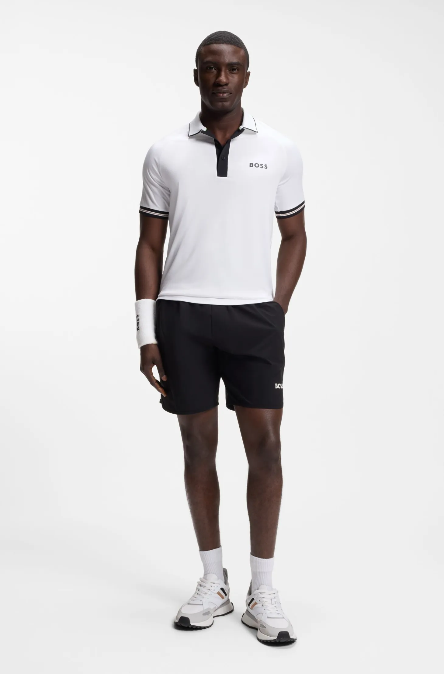 Active slim-fit polo shirt with moisture management