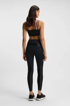 Active sports top with mesh insert