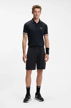 Active Stretch-fabric shorts with mesh pocket bags