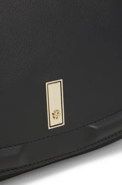 Ariell saddle bag in grained leather