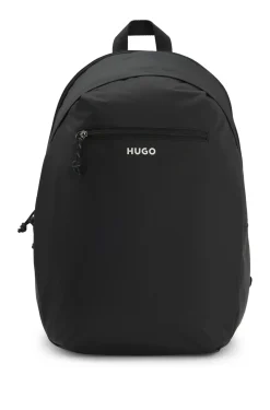 Backpack with contrast logo