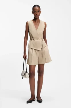 Belted regular-fit vest in cotton and hemp
