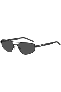 Black-metal sunglasses with cut-out logo