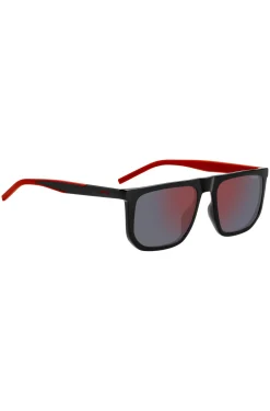 Black sunglasses with two-tone temples