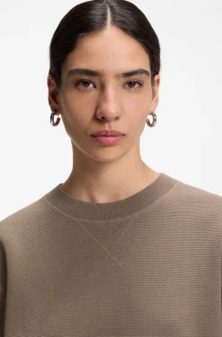 Boxy-fit knitted sweater in stretch fabric