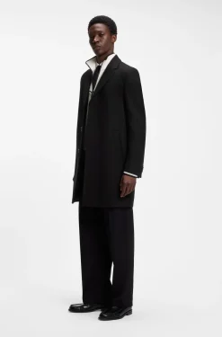 Buttoned coat in a virgin-wool blend
