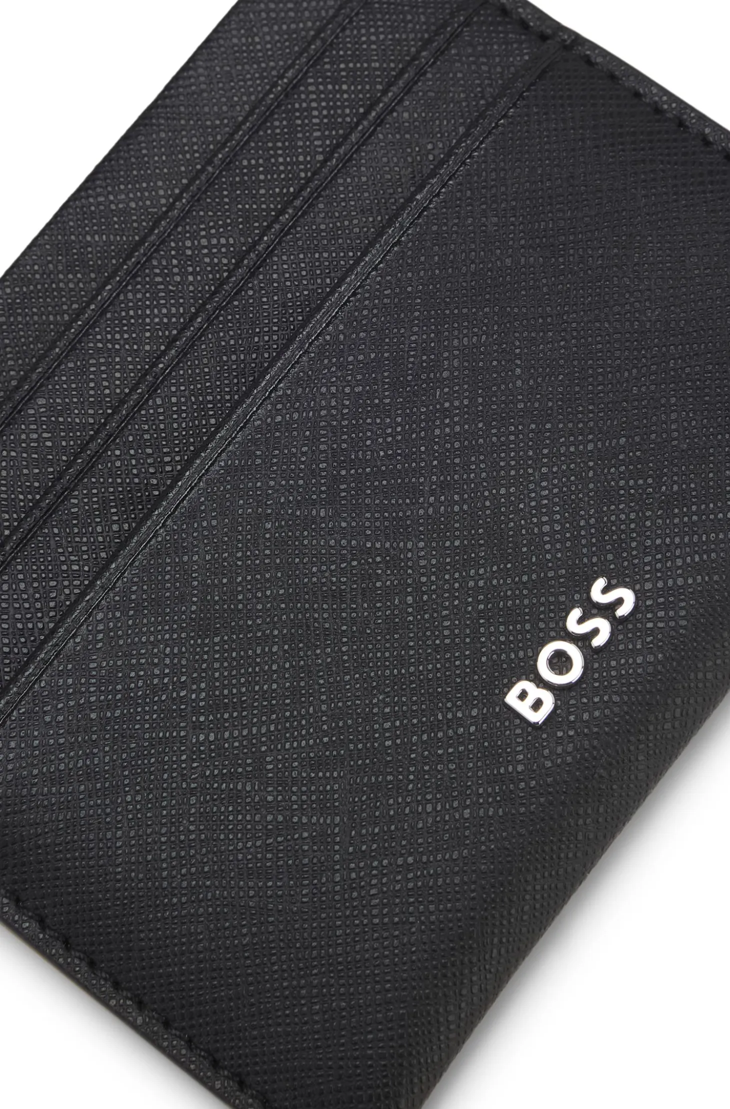 Card holder in textured leather with branding