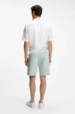 Chino-style shorts in cotton-rich twill