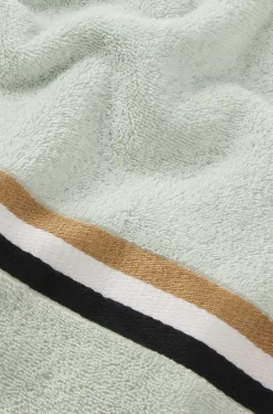 Cotton bath sheet with signature stripe