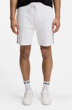 Cotton-blend shorts with piped trims