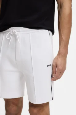 Cotton-blend shorts with piped trims