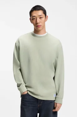 Cotton-blend T-shirt with waffle structure