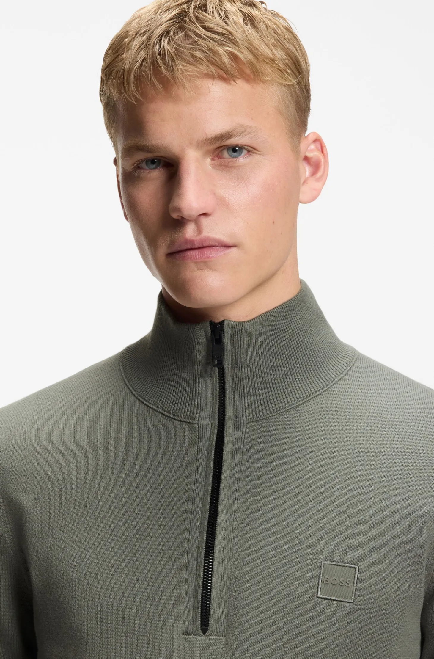 Cotton-cashmere sweater with zip collar