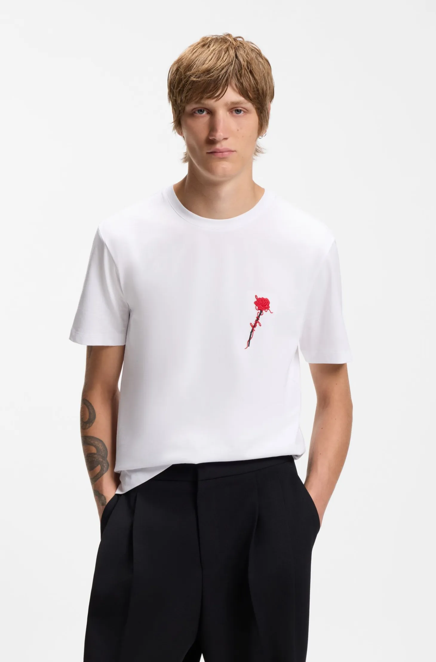 Cotton T-shirt with logo artwork