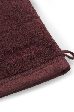 Cotton wash mitt with embroidered logo