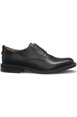 Derby shoes in leather with embossed logo