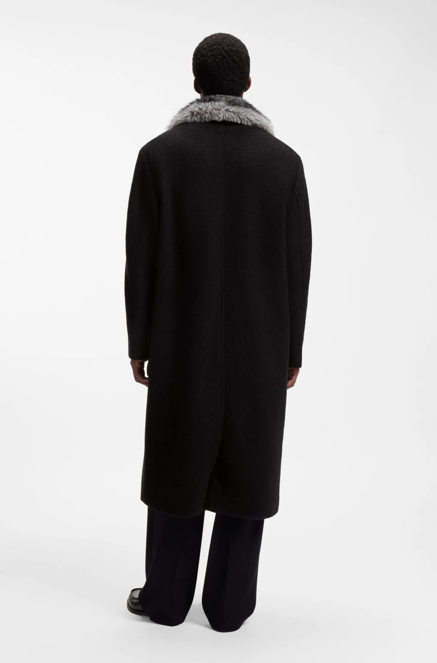 Double-breasted virgin wool coat with faux-fur collar