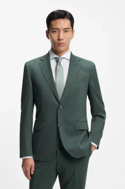 Easy-care suit in stretch cloth with wool