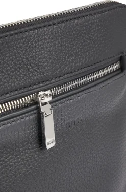 Envelope bag in Italian leather with embossed logo