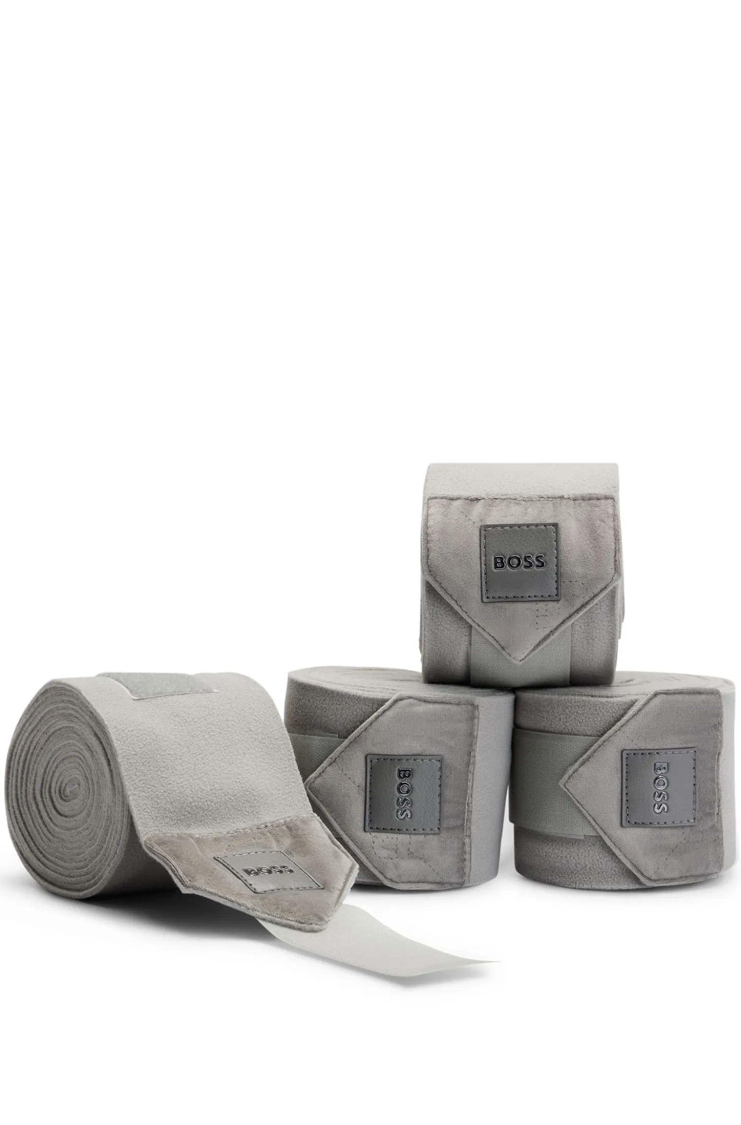 Equestrian fleece bandages with velvet ends