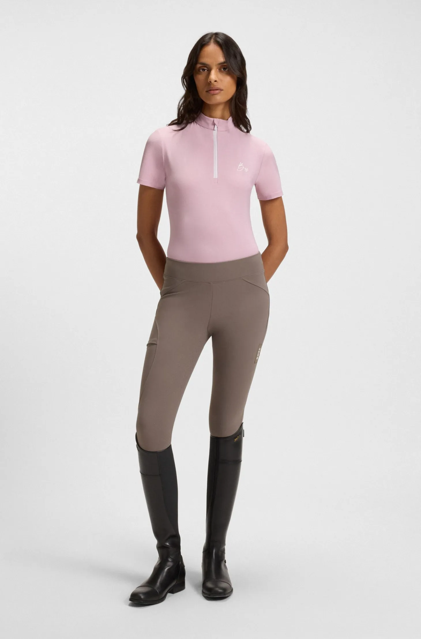 Equestrian hybrid breeches with silicone grips