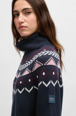 Equestrian rollneck sweater with knitted pattern