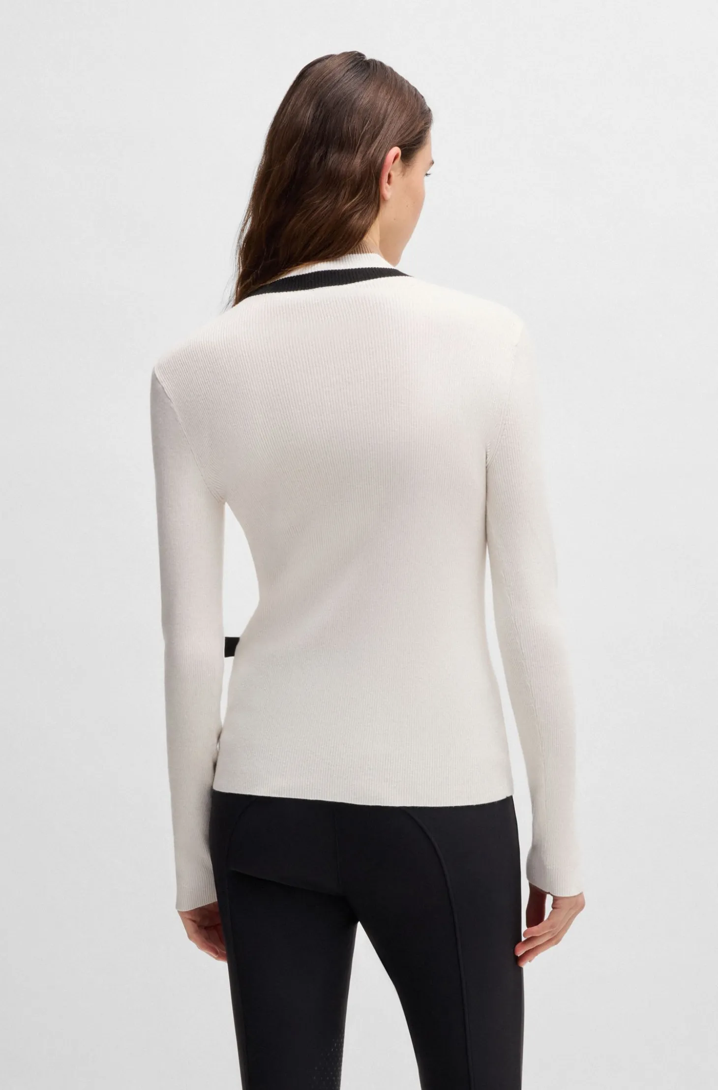 Equestrian zip-neck sweater with ribbed structure