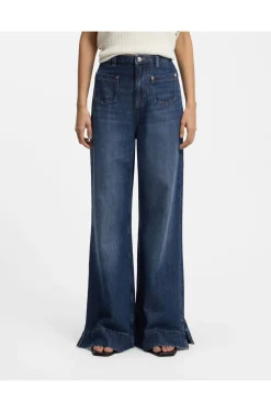 Flared-fit jeans in blue denim