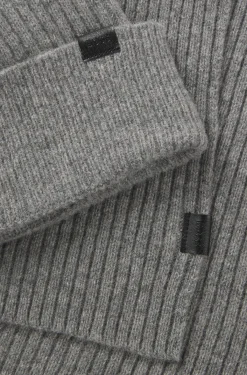 Gift-boxed hat and scarf set