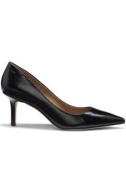 Heeled pumps in leather with debossed logo