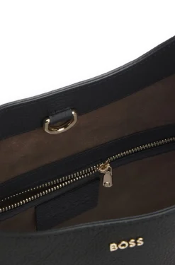 Hobo bag in leather with metallic logo lettering