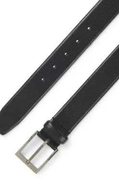 Italian-made belt in grained leather
