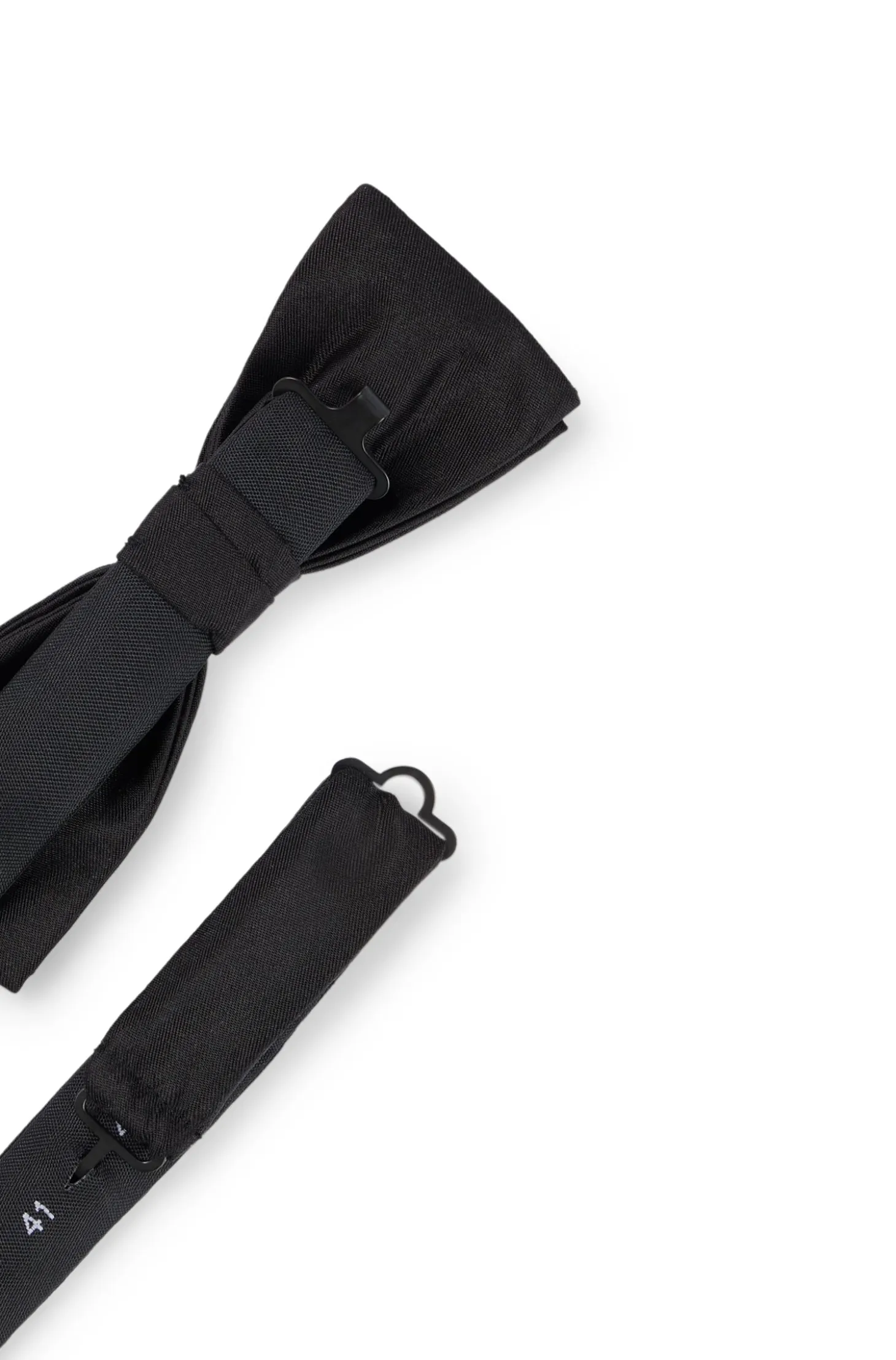 Italian-made bow tie in silk jacquard