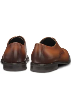 Italian-made Derby shoes in leather