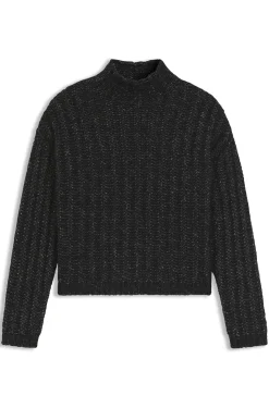 Knitted sweater with ribbed structure