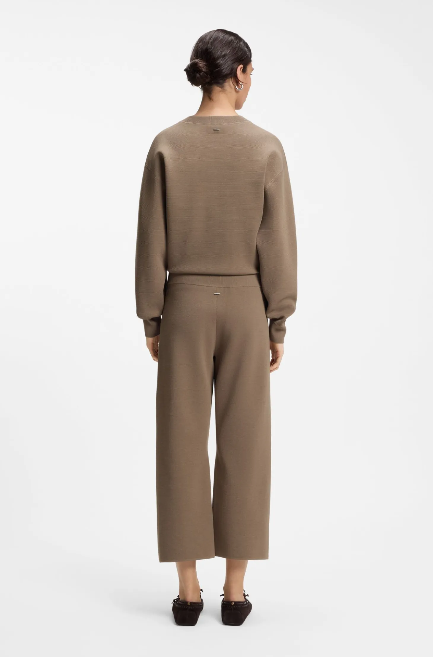 Knitted trousers in stretch fabric
