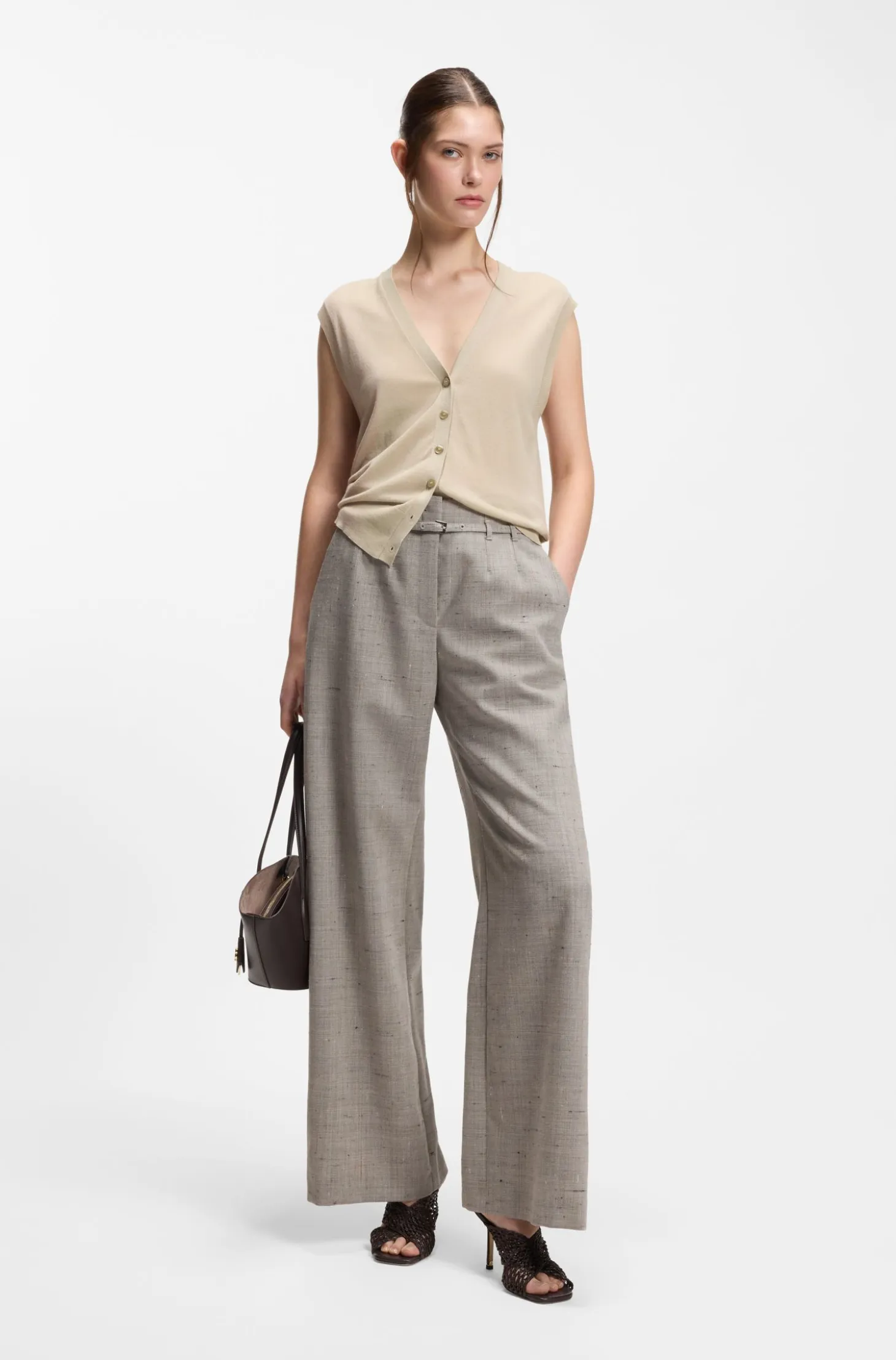 Knitted waistcoat with merino wool