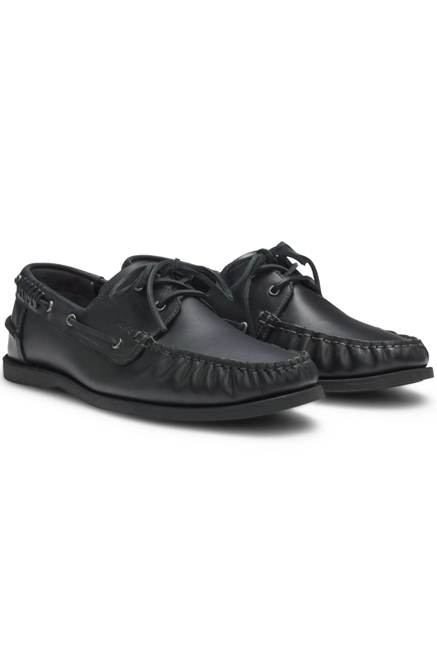 Leather boat shoes with lacing detail