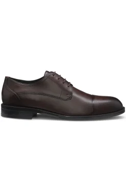 Leather Derby shoes with cap toe
