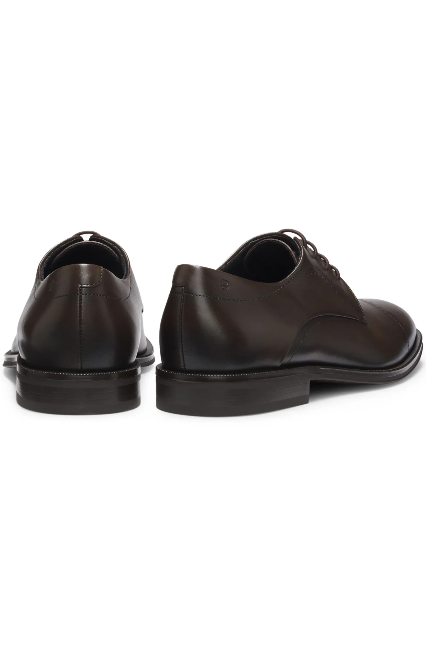 Leather Derby shoes with cap toe