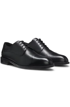 Leather Derby shoes with cap toe
