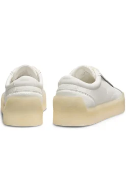 Leather Derby shoes with crepe rubber sole