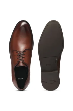 Leather Derby shoes with stitching details