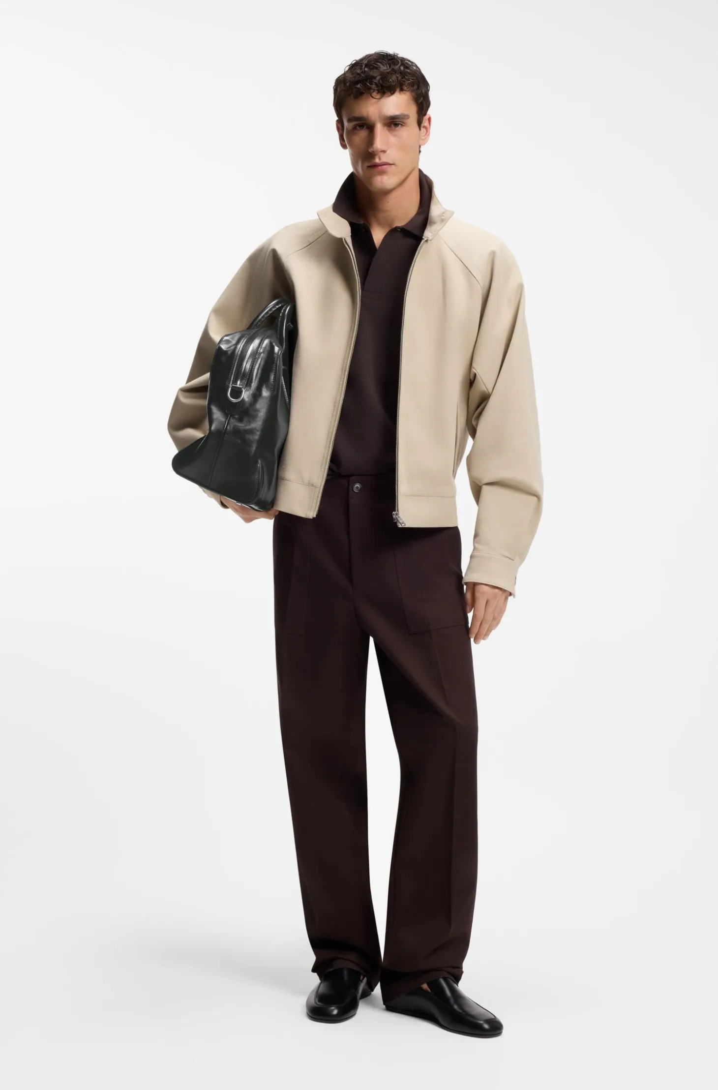 Leather holdall with embossed logo