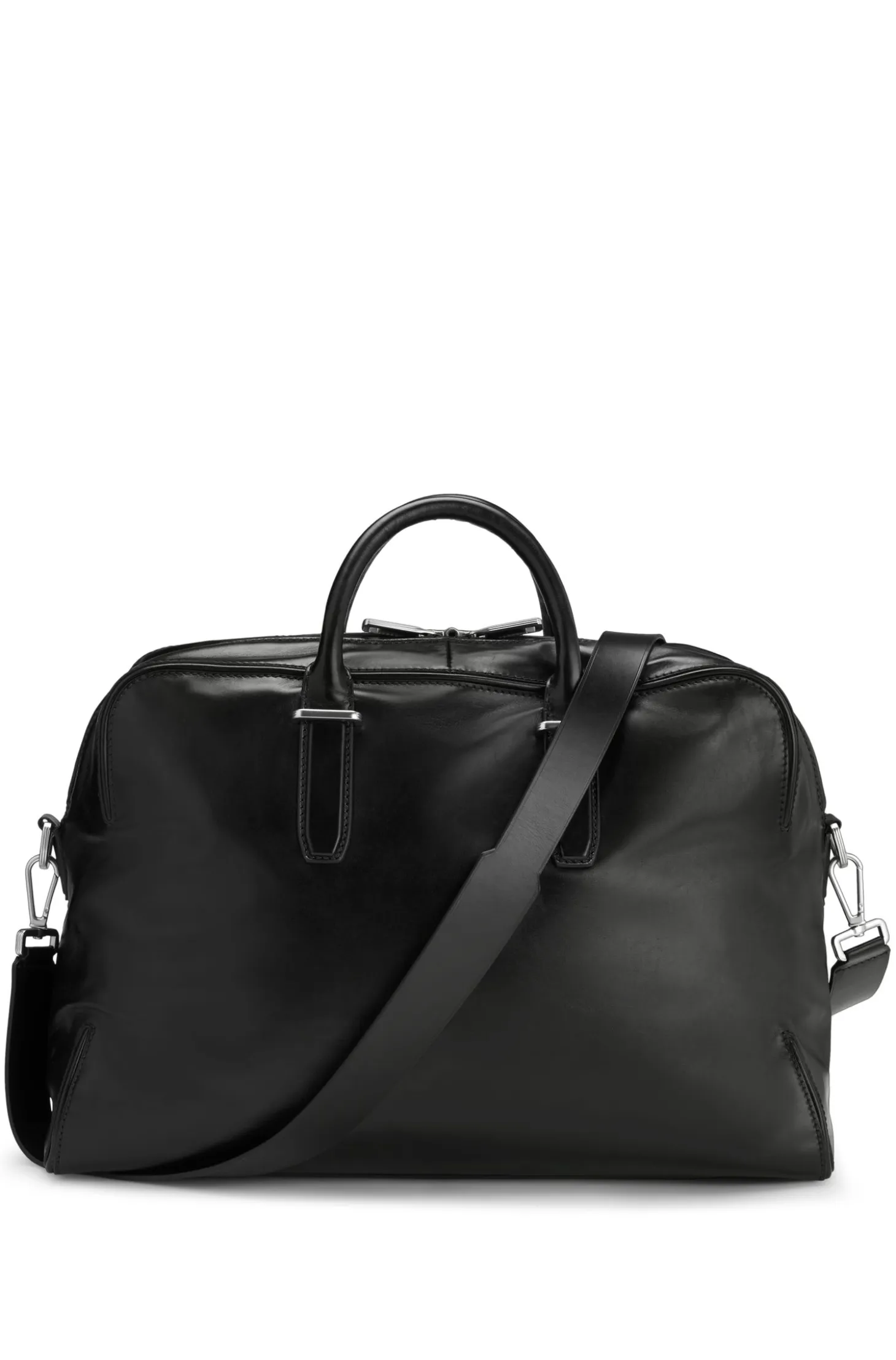 Leather holdall with embossed logo