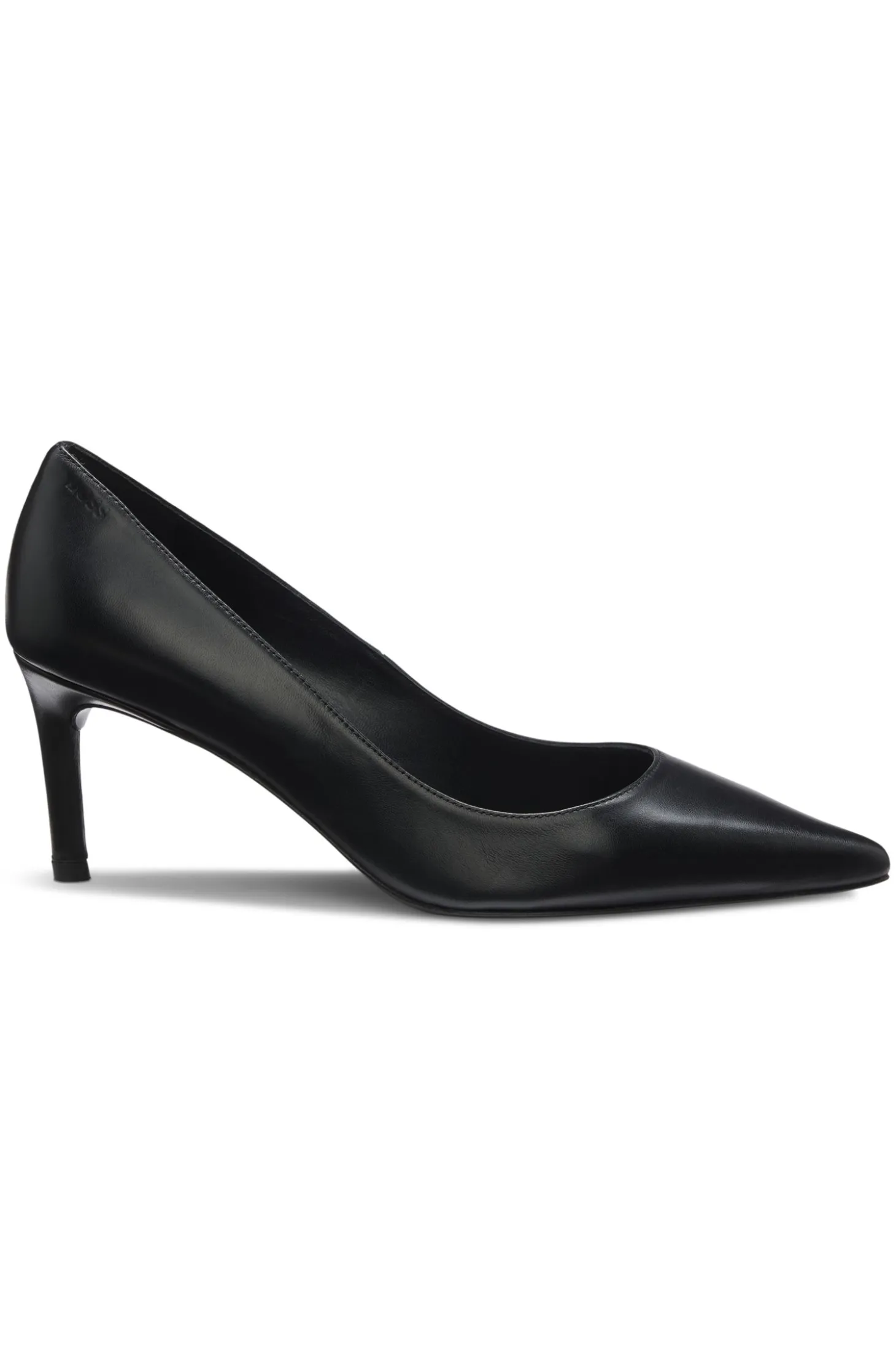 Leather pumps with pointed toe